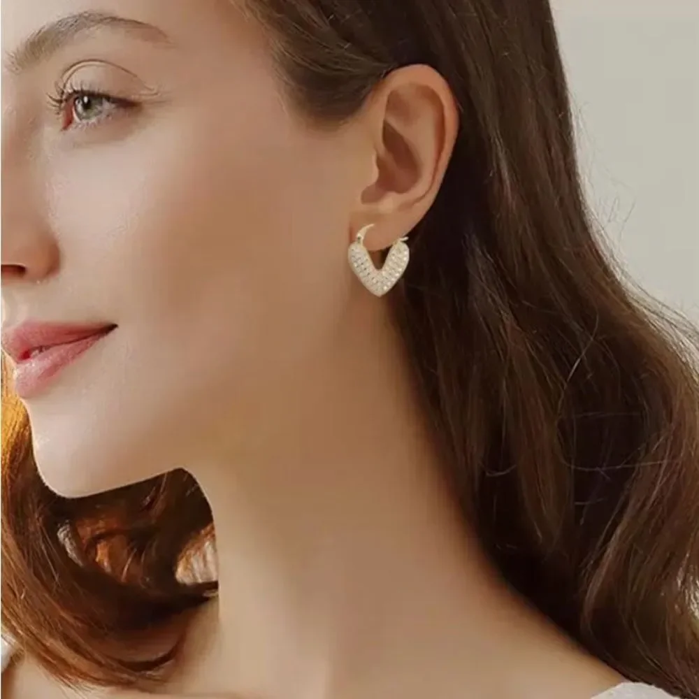 NEW 14K Gold Plated Love Heart Hoop Earrings